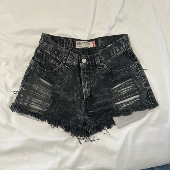 LEVIS SHORTS - Picture 1 of 3